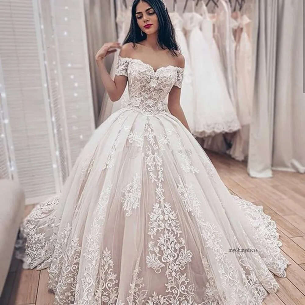 Custom Made Short Sleeves Lace Ball Gown Dresses with Appliques Off Shoulder Sweep Train Plus Size Tulle Wedding Bridal Gowns 0509