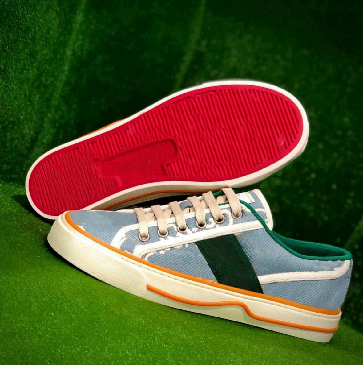 Luxurys Designer Woman Tennis shoe Canvas man canvas shoes Green Red Web Stripe Rubber Sole Stretch Cotton Low platform man sneaker woman sneaker with box size 35-45