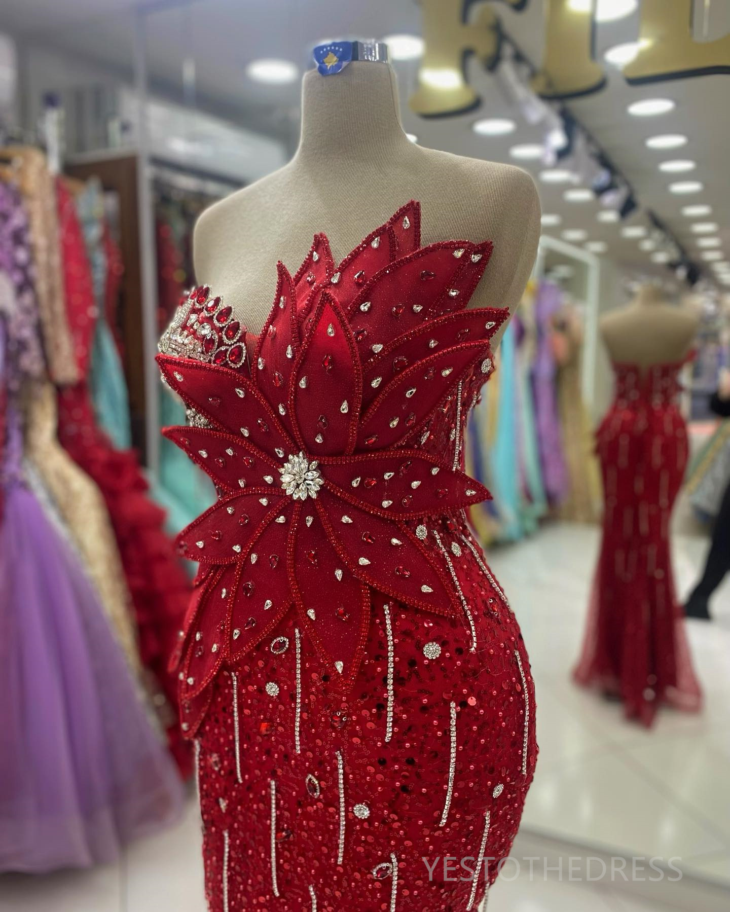2025 Plus Size Red Mermaid Prom Dress with Sequined Lace Beading Tassel and Hand Made wers