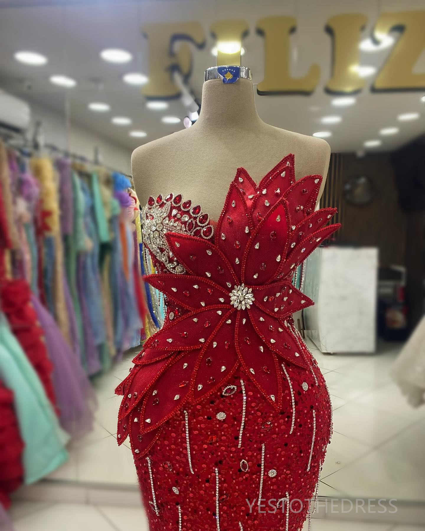 2025 Plus Size Red Mermaid Prom Dress with Sequined Lace Beading Tassel and Hand Made wers