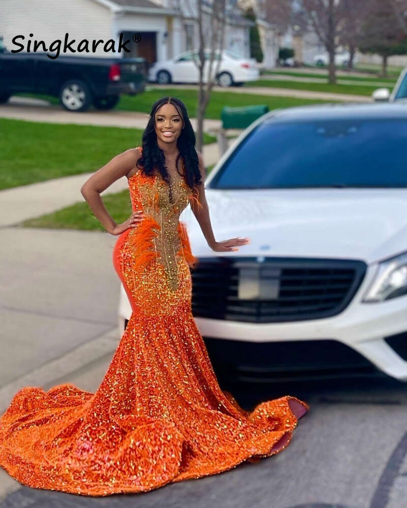 Golden Dias Orange Prom Dress 2023 Sparkly Beads Crystal Rhies Feathers Sequins Birthay Party Gown Robe De Bal