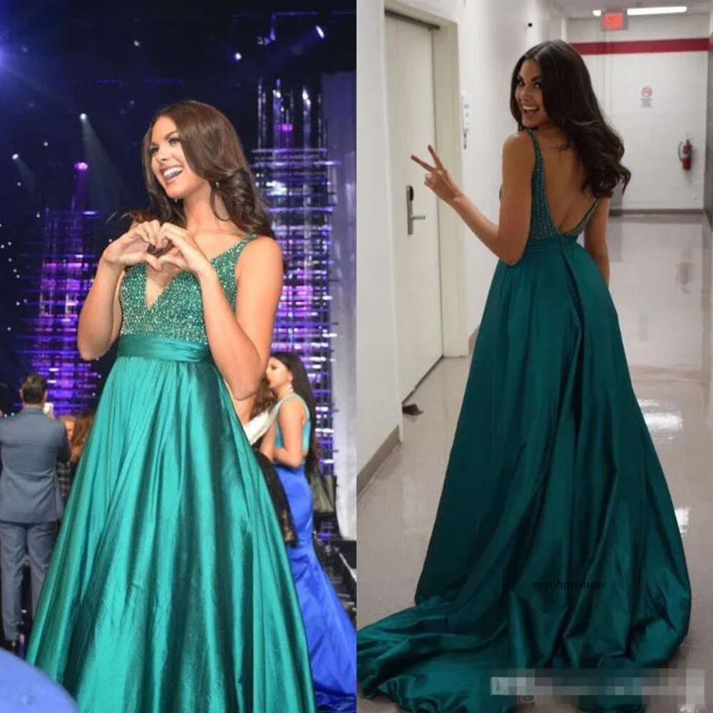 Green Deep V Neck Evening Dresses 2019 Sparkly Beaded Crystal Sexy Backless Sweep Train Pleats Formal Prom Party Gown Celebrity Dress M86 0510