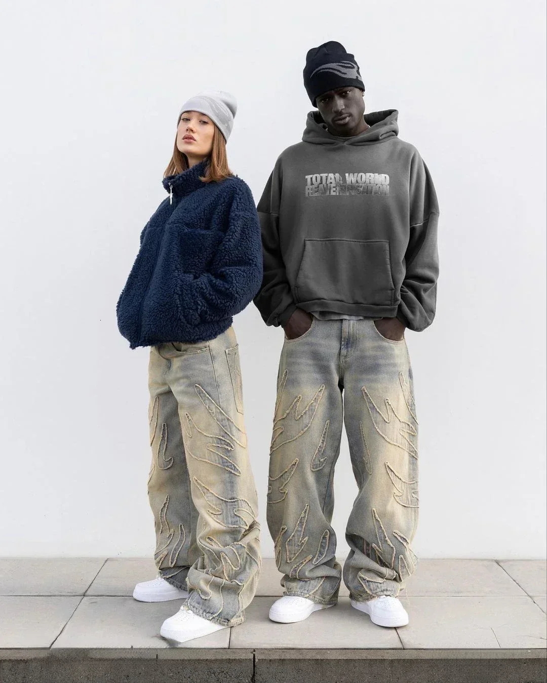 2024 Harajuku ripped edge embroidered jeans American loose street men and women hip hop y2k jean 2000 retro straight jeans 240509