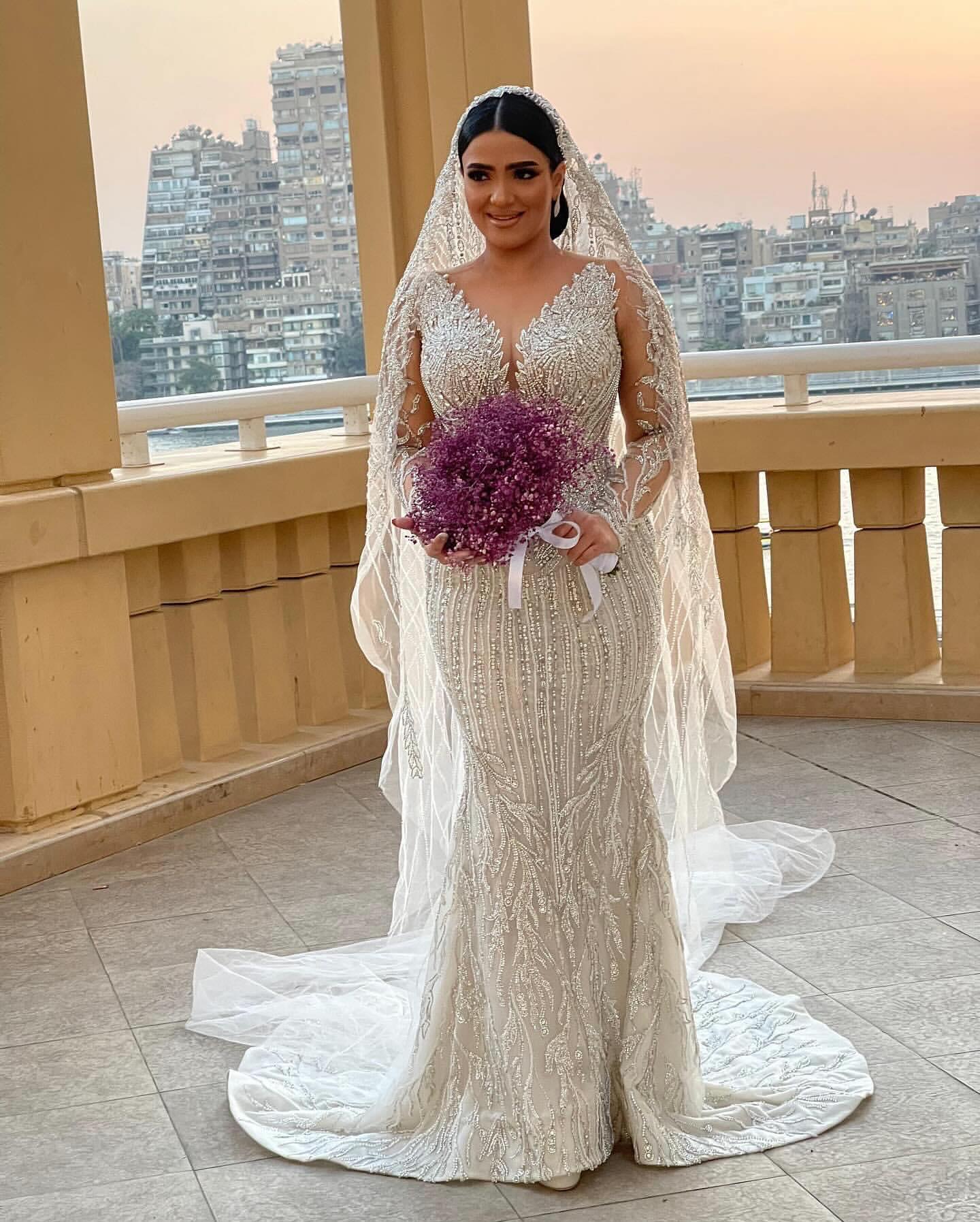 2024 Arabic Aso Ebi Plus Size Arabic Ivory Mermaid Wedding Dress Beaded Crystals Sparkly Bridal Gowns Dresses J222