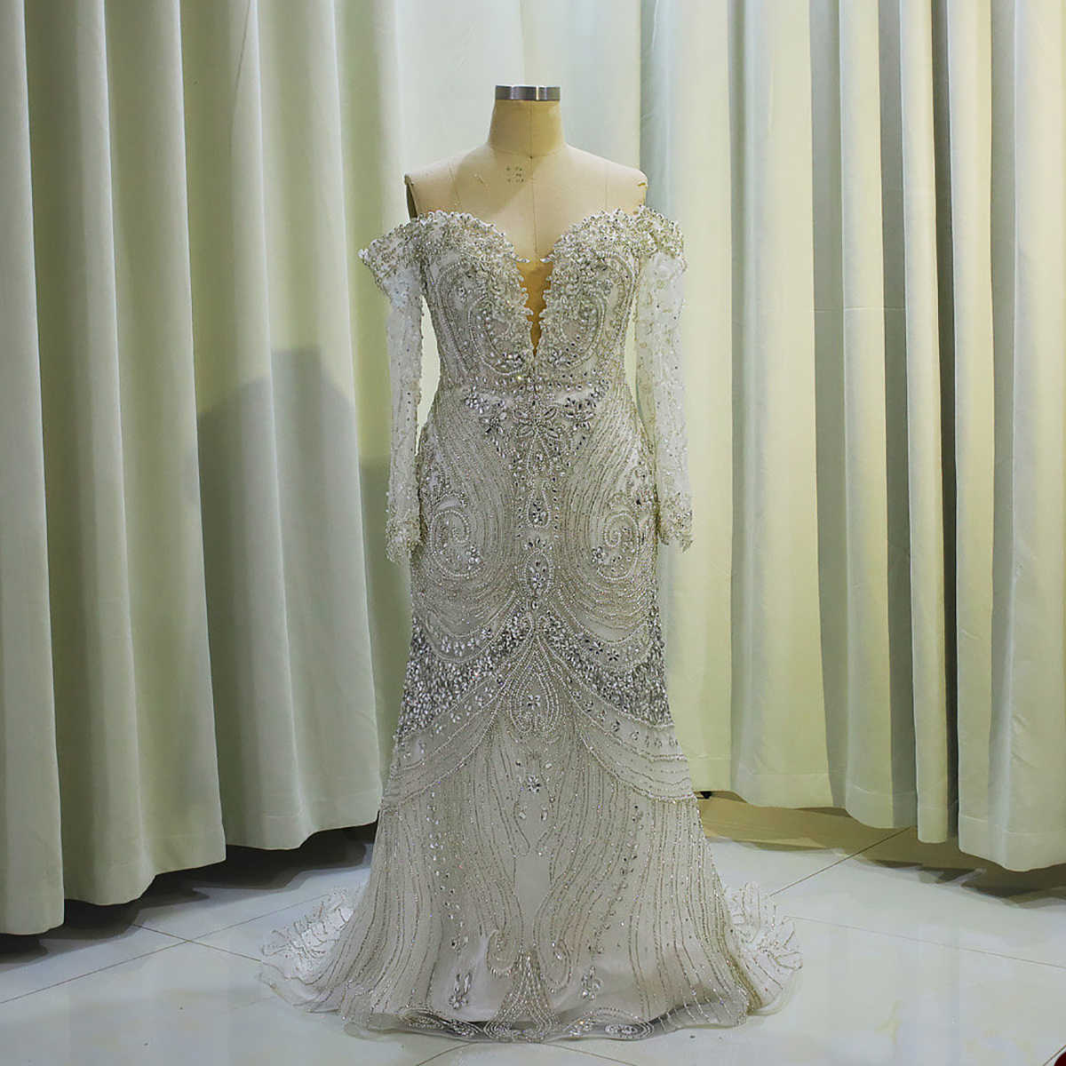 Luxury Mermaid Wedding Dresses Appliques Bead Crystal Lace Design Detachable Train Tulle Pleat Tiered Custom Made Plus Size Bridal Gown Vestidos De No