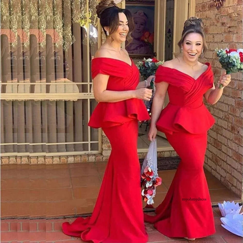 Red Off The Shoulder Mermaid Bridesmaid With Pepule Long Satin Maid Of Honor Dress Formal Party Dresses Vestidos De P24 0510