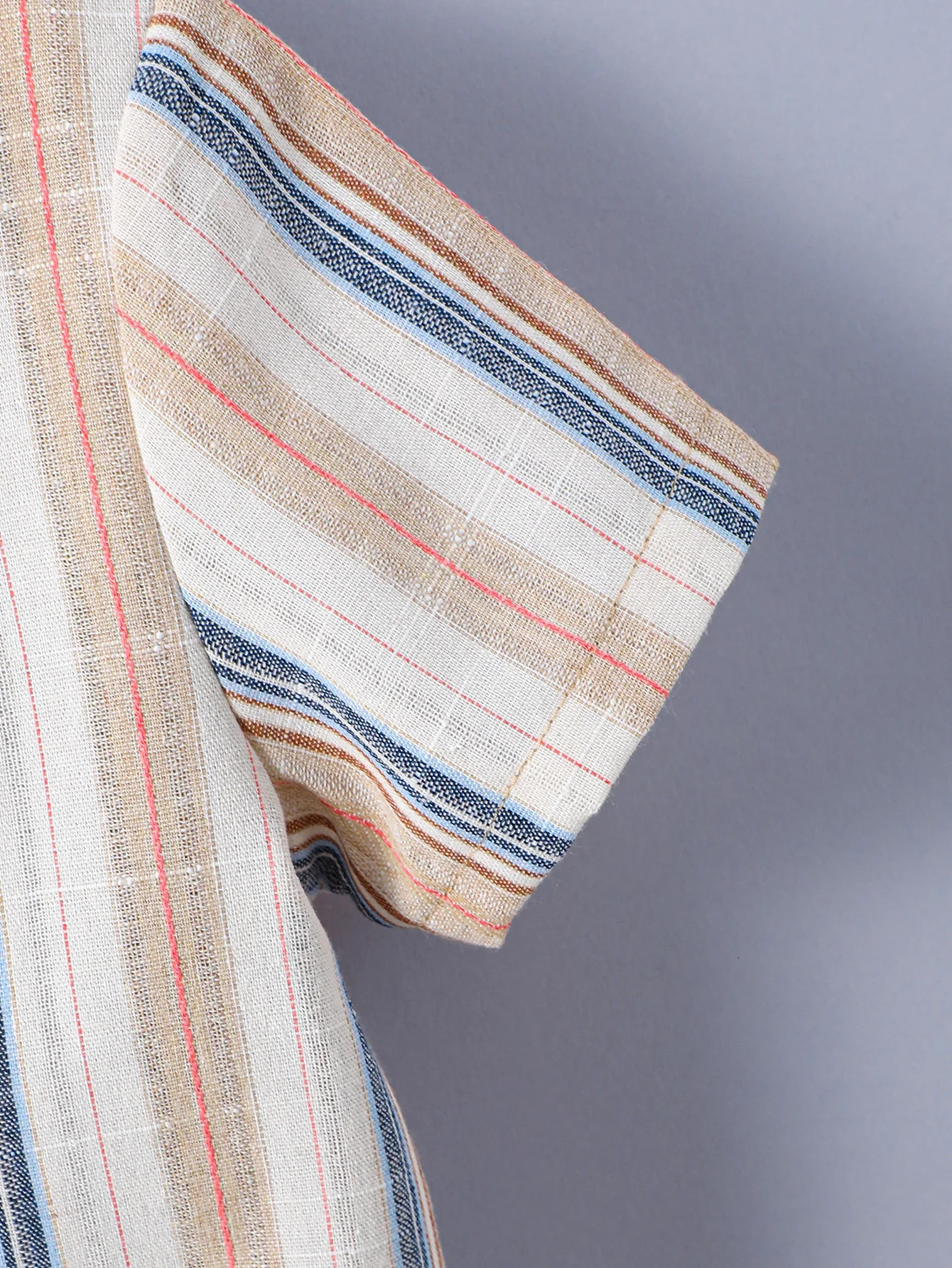 Two-Piece Boys Color Vertical Print Material Short-Sleeved Open-Front Lapel Shirt And Casual Quarter Pants Summer Style 240428