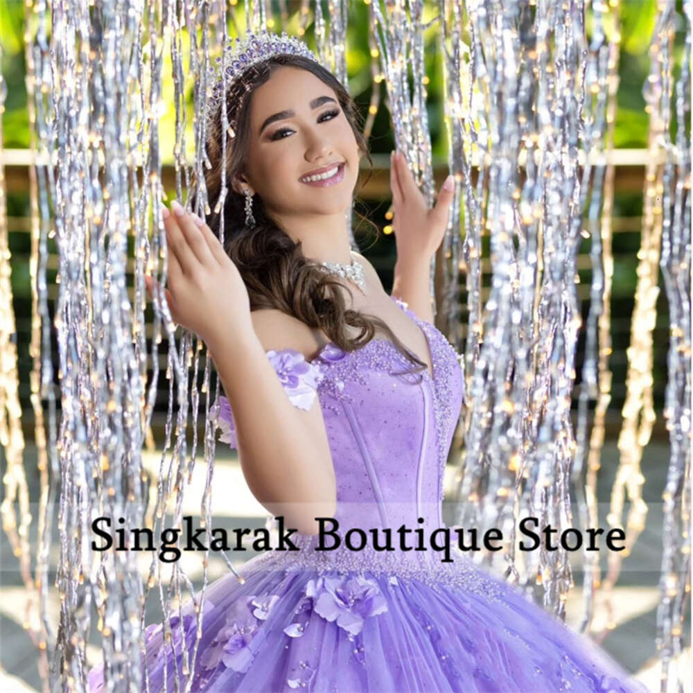 Lavender Lilac Princess Sweet 16 Quinceanera Dresses 2024 3D wers Applique Pearls Beads Crystals Ball Gown Vestido De 15 Anos