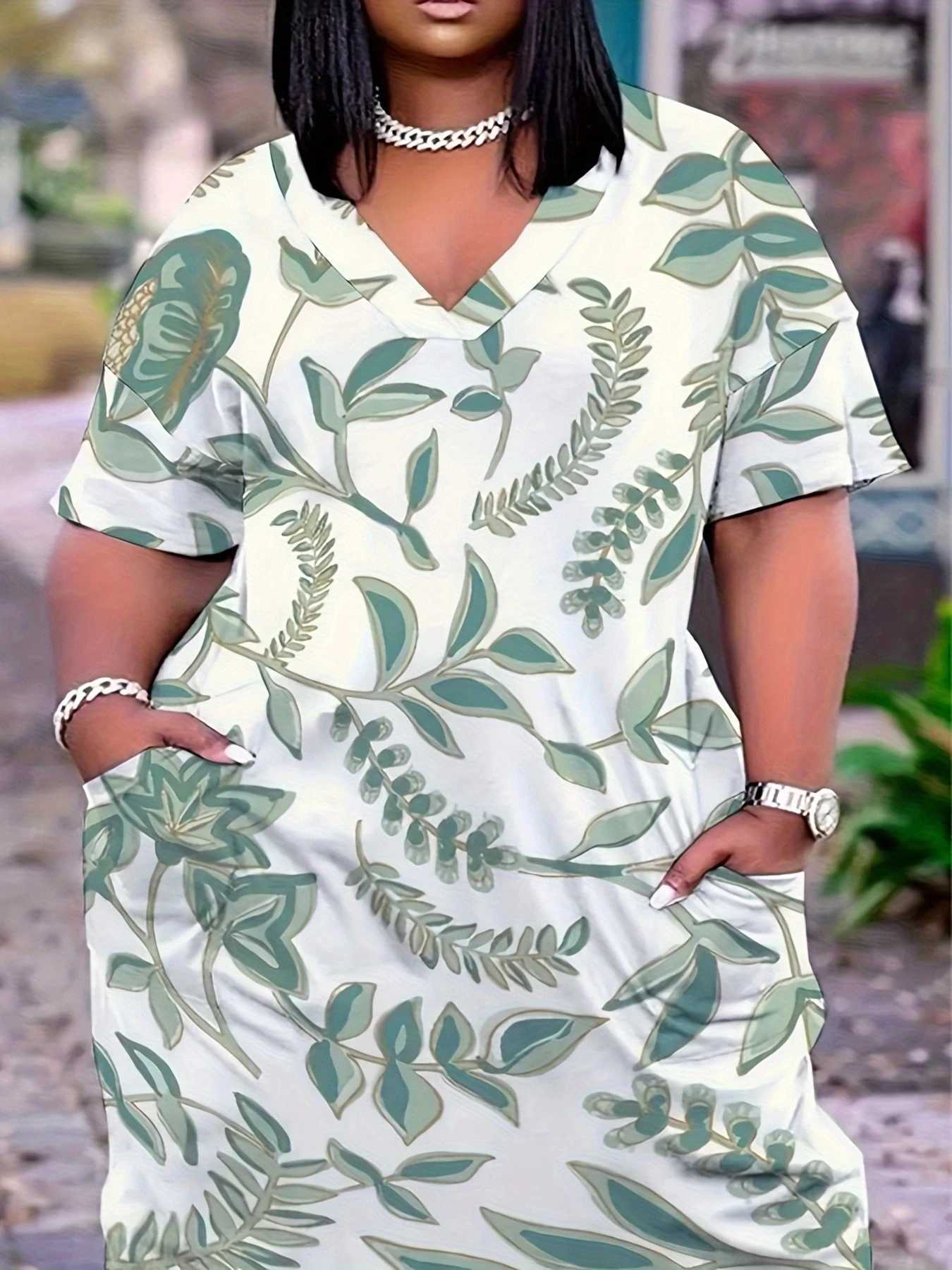 Plus size Dresses 2024 European and American Plus Size womens cross-border summer new V-neck flower printed short slved dress Y240510