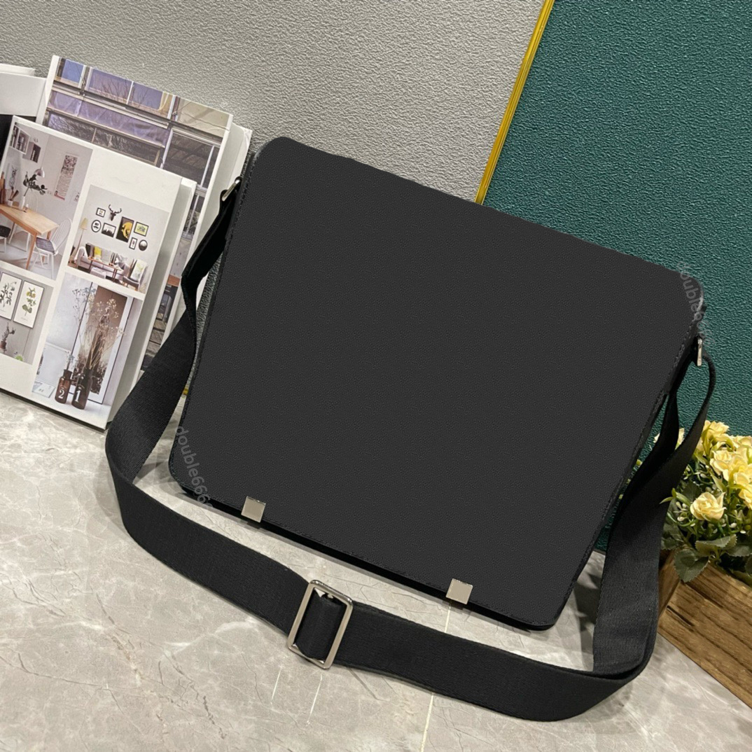 Luxury bag, large capacity grid shoulder bag, Korean men handbag, men business leather crossbody bag, classic messenger bag, fashionable work bag, versatile travel bag