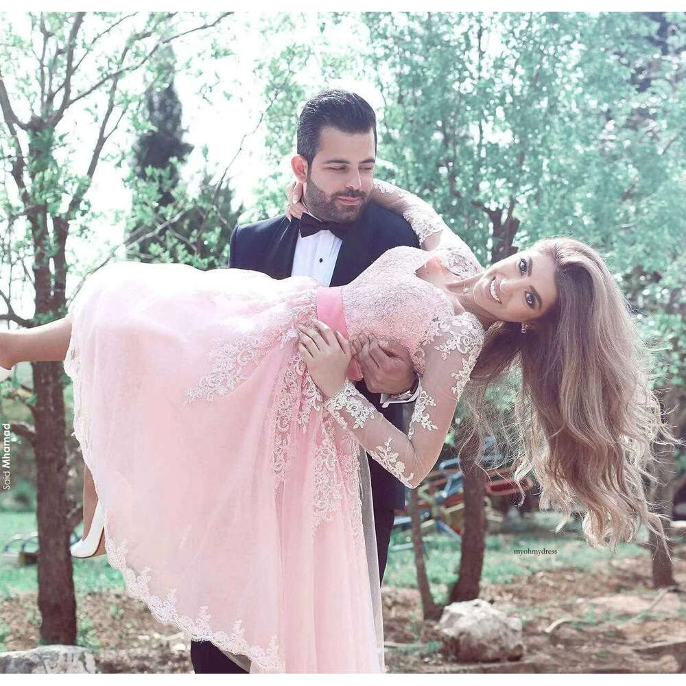 Pink Appliqued Lace Short Prom Dresses Said Mhamad Homecoming Dresses Party Dress For Graduation Long Sleeve Knee Length Tail Dress 0510