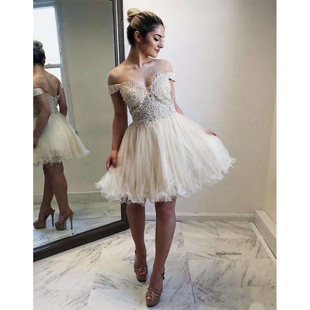 Gorgeous Homecoming Off The Shoulder Appliques Lace Tulle Knee Length Prom Tutu Ivory Champagne Tail Party Dresses Q131 0510