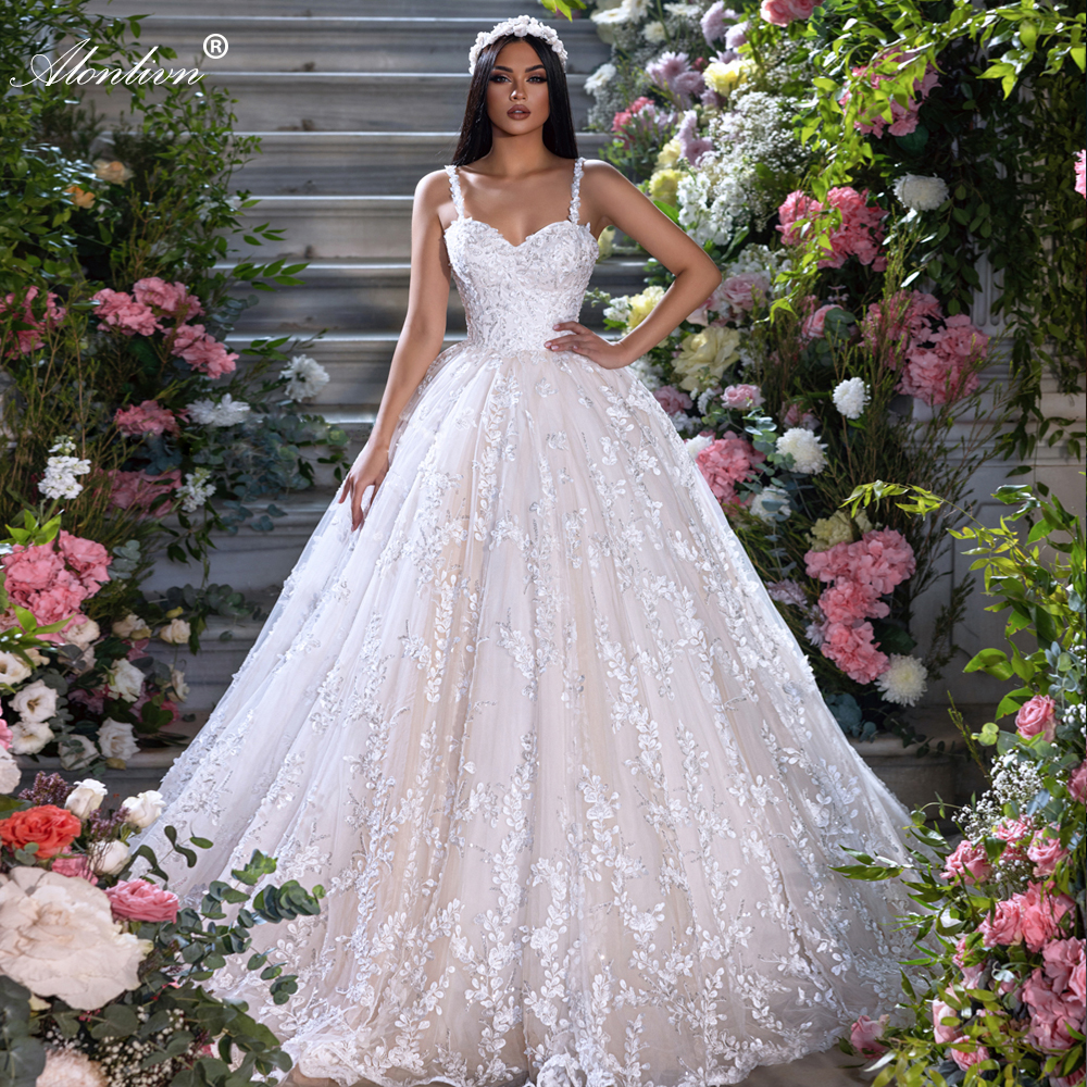 Beauty Sparkly Lace Sweetheart A-line Wedding Dress Beading Pearls Appliques Spagheti Straps Sleeveless Bridal Gowns embroidered With Multi-layered La