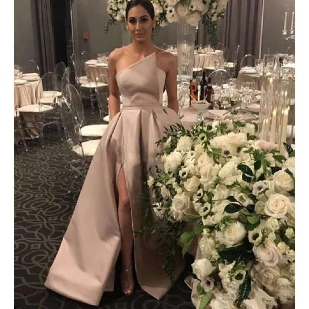 Arabic Elegant Evening Plus Size Prom Dresses A Line High Split Long Satin Simple Formal Party Gowns Robes De Soiree 0510