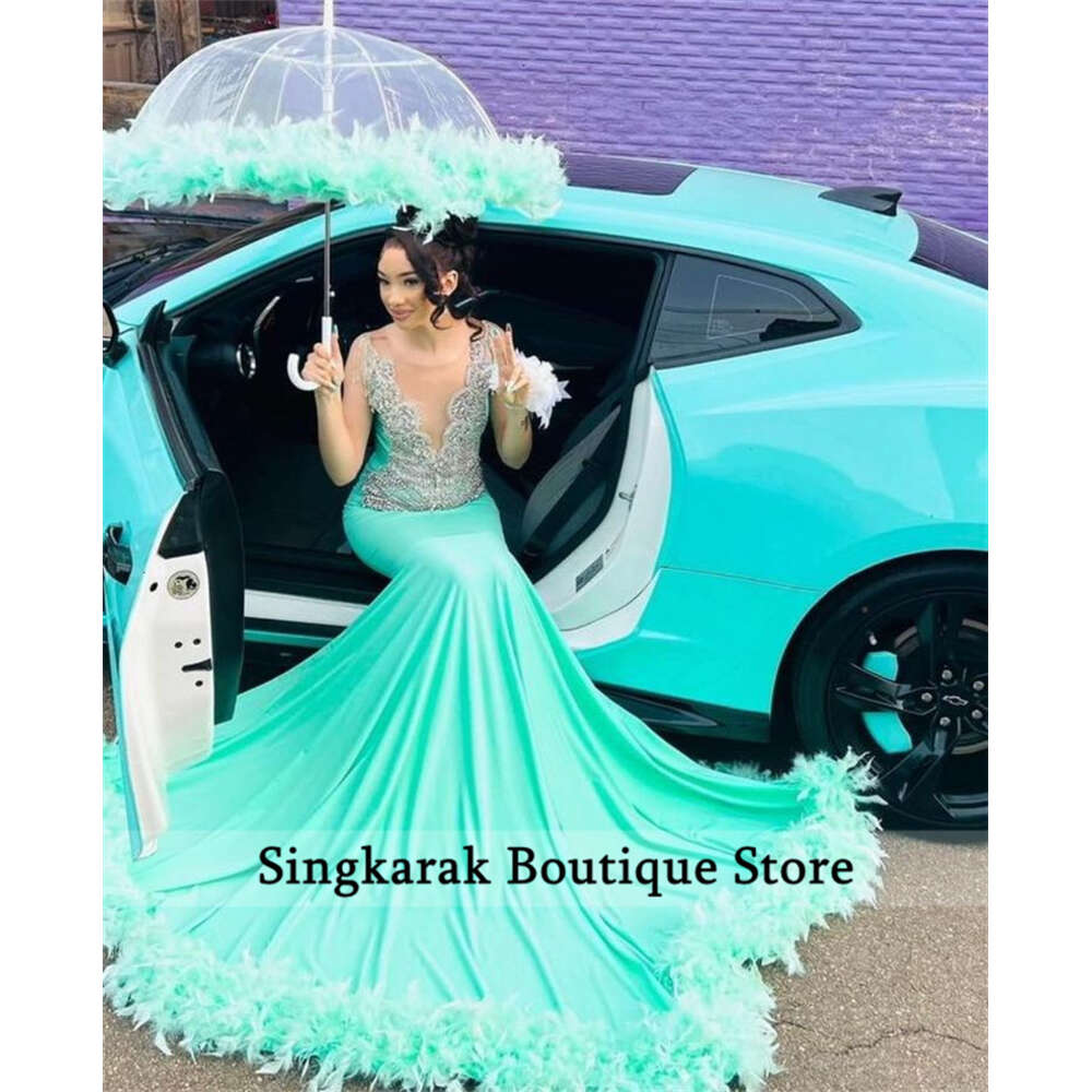 Arrival New Green Long Prom Dress Veet Beads Crystals Rhies Feathers Tassels Birthday Party Special Reception Robe