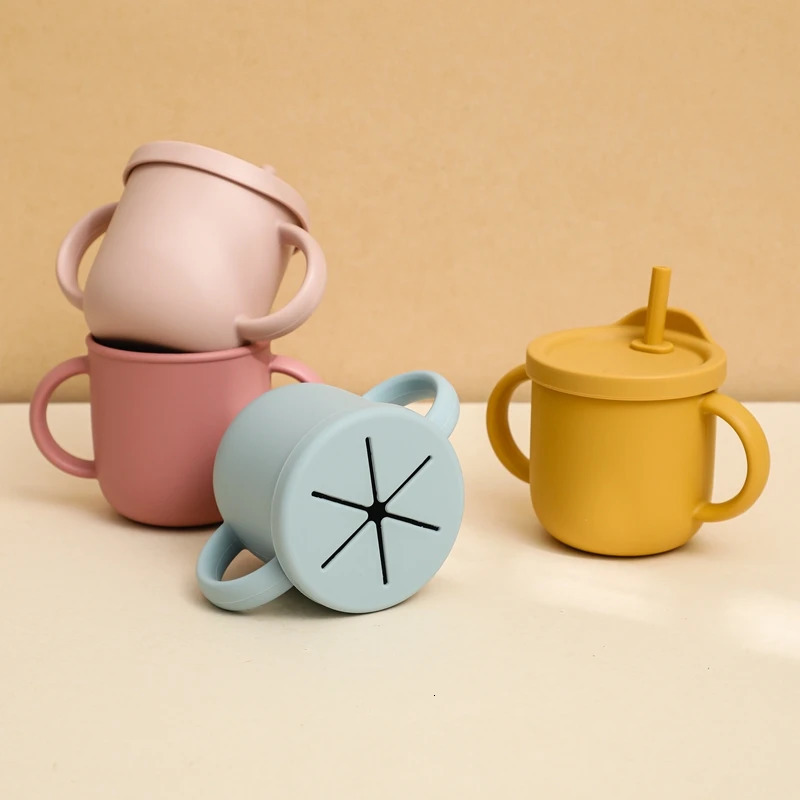 Silicone Snack Cup Silicone Bottle Toddler Snack Catcher Food Grade Collapsible Cup No Spill Food Baby Cups Foldable 240510