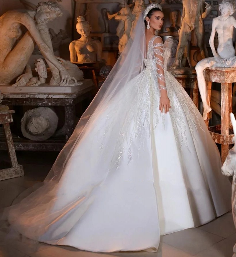 2025 Satin Princess Wedding Dresses V-Neck Sequin Beads Long Illusion Sleeve Bride Gowns Country Bridal Dress Vestido De Novia Robe Mariee