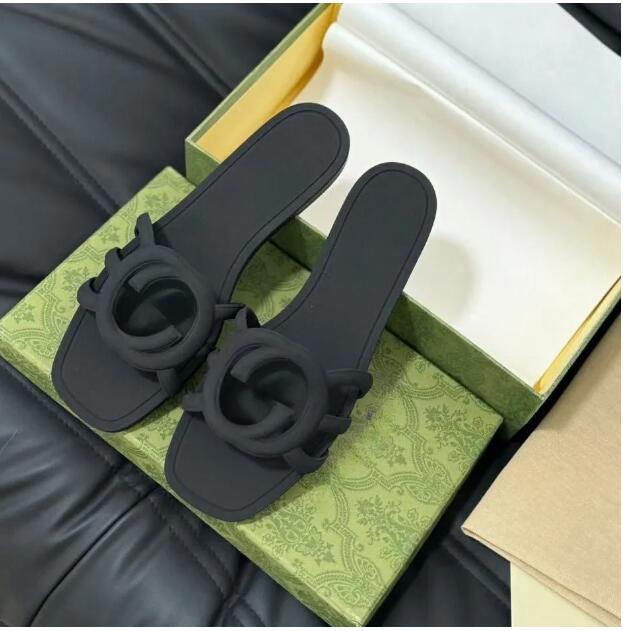 2024 Designer Luxury Women Sandals Slippers Summer Letter double Buckle Flat Slippers Outdoor Fashion Beach hollow Sexy slipper 35-41 03