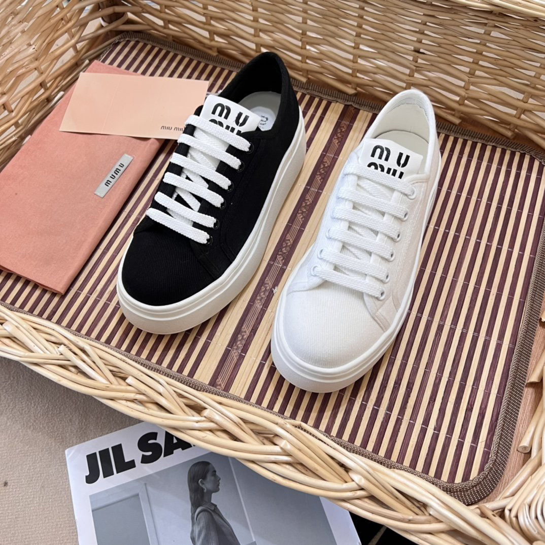 Spring Summer Fashion Sports Casual Shoes For Girls Simple Young Style White Board Shoes Daily Outdoor Wear High Quality Thick Soled Elevator Shoes