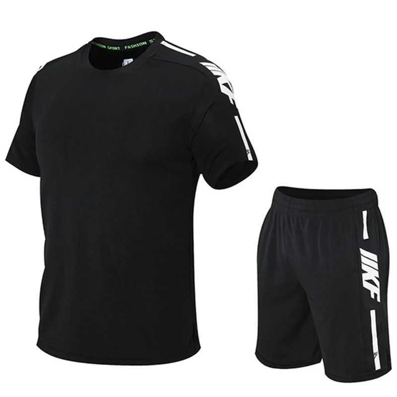 Men's Tracksuits Summer mens T-shirt and shorts sports two-piece running fitness short sleeved set comfortable breathable casual clothing Q240501
