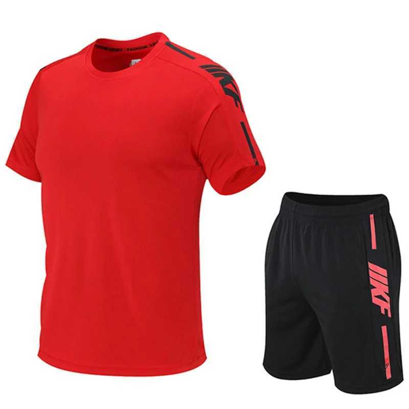 Men's Tracksuits Summer mens T-shirt and shorts sports two-piece running fitness short sleeved set comfortable breathable casual clothing Q240501