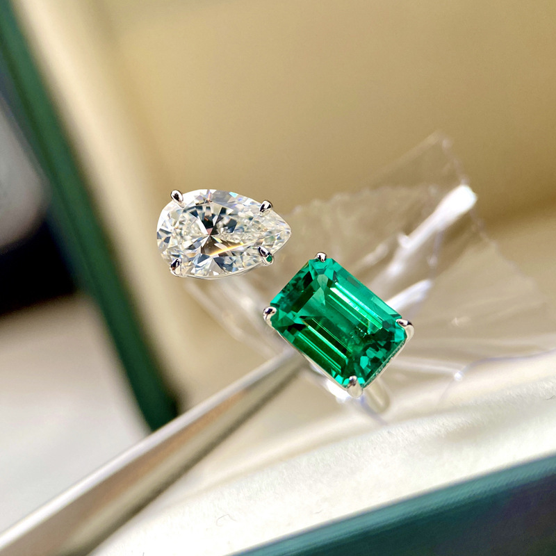 Hot New 925 Sterling Silver Pear Cut Green Emerald cut Simulated Diamond Wedding Party Vintage Gemstone Open Ring Fine Jewelry Christmas Gifts