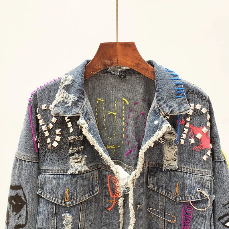 Spring Autumn Women Street Fashion Graffiti Denim Jacket Female Personality Short Raw Cut Rivet Fringe Jean Coat 240423