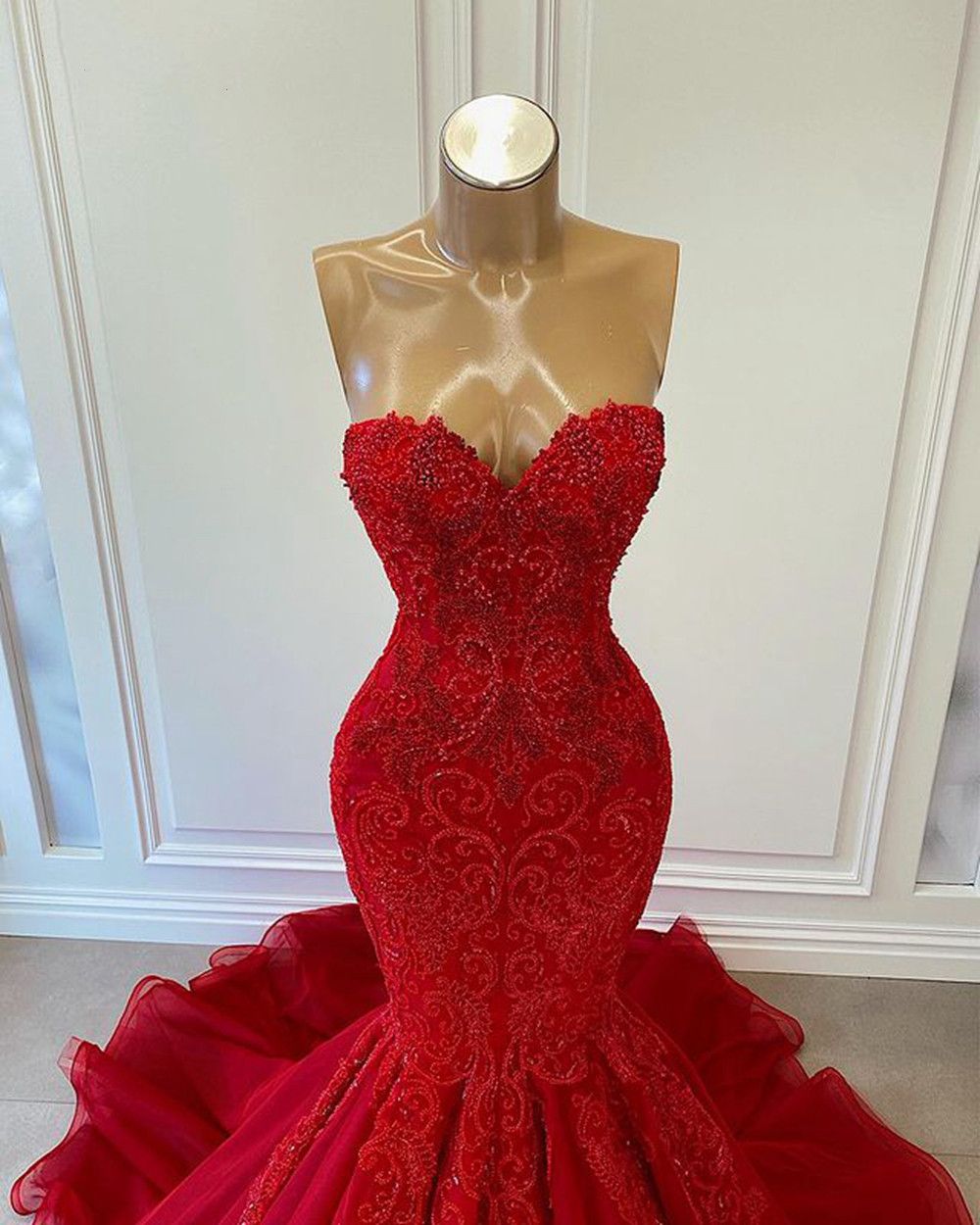 Sexy Prom Dresses Sweetheart Lace Appliques Dark Red Sequins Crystal Beads Sleeveless Mermaid Evening Party Gowns Special Ocn Wears