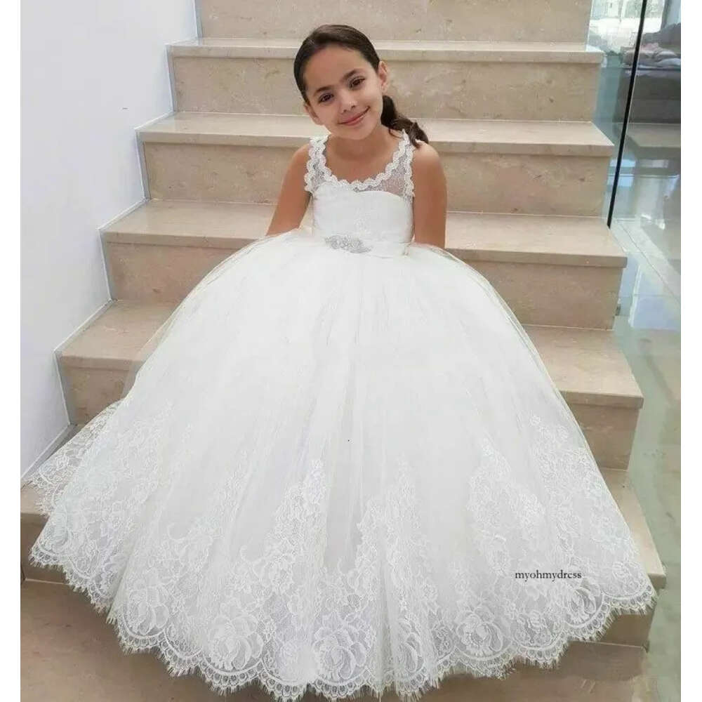 2024 Simple Lovely Flower Girls Dresses For Weddings Sleeveless Scoop Neck Lace Appliques Princess Kids Birthday Girl Pageant Gowns Floor Length Corse