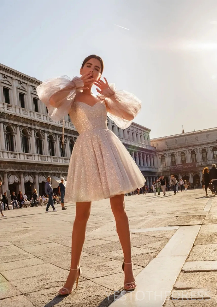 2024 Sparkling Graduation Dresses Cocktail Dresses for Women Spaghetti Straps Mini Dress Illusion Long Sleeves Birthday Short Prom Dress for African G