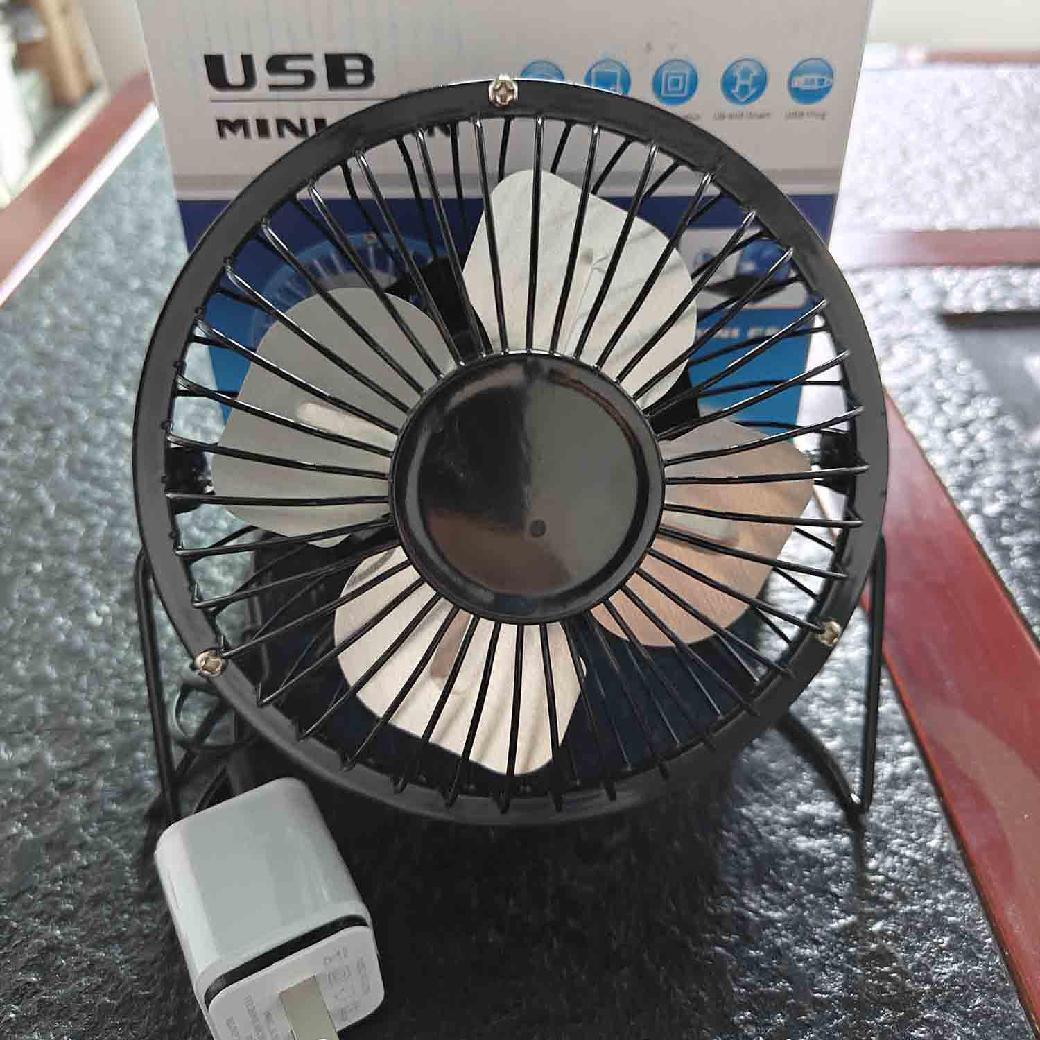 Mini Usb Fan Universal Home Office Car Portable Mini Fan Aluminum Small Desk USB 4 Blades Cooler Cooling Fan 4 Inch With Plug