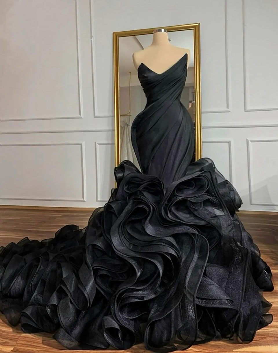 Black Gothic Mermaid Wedding Dresses Bridal Gown Organza Ruffles Beach Sweep Train Custom Made Vestidos De Novia Plus Size 0219