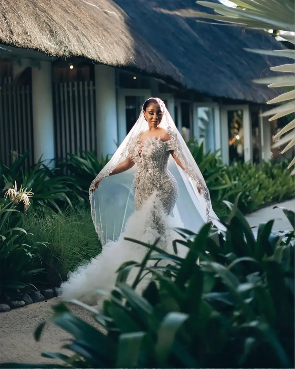 Mermaid Wedding Dresses with Ruffled Tulle Train African Bridal Dress Off the Shoulder Formal Occasion Gown Pearls Beaded