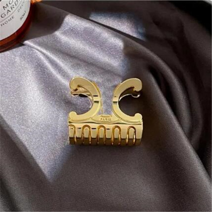 Classic Designer Barrettes High Quality Letter Hair Clamp Womens Gold Hair Clips Metal Claw Clip Wedding Festival Girl Hairpins Headdress Accessories