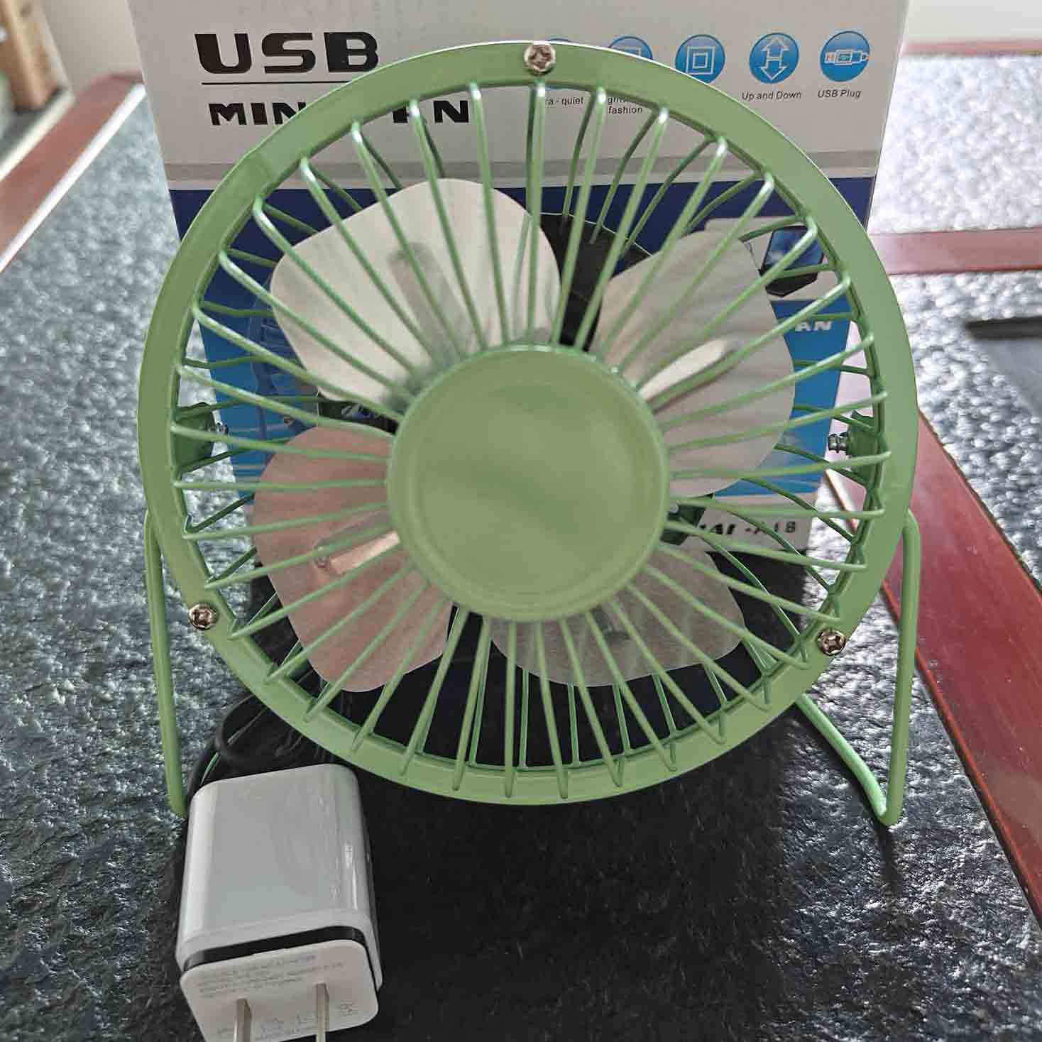 Mini Usb Fan Universal Home Office Car Portable Mini Fan Aluminum Small Desk USB 4 Blades Cooler Cooling Fan 4 Inch With Plug