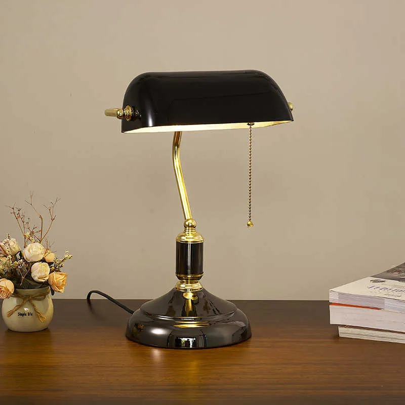 Table Lamps Classical Vintage Simple Banker E27 Table Lamp with Switch Green Glass Lampshade Retro Desk Light for Bedroom Night Lamp LL