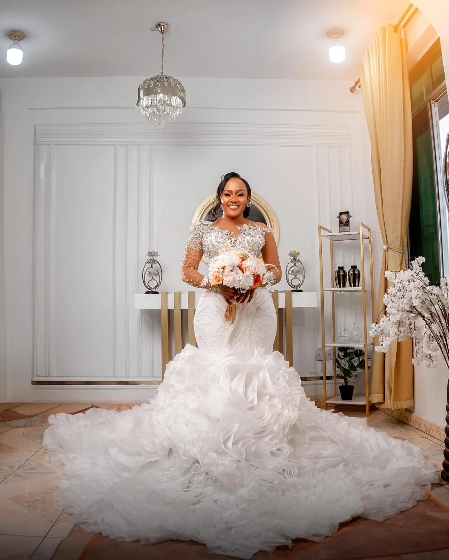 Aso Arabic Ebi Plus Size Ivory Urious Mermaid Wedding Dresses Lace Beaded Crystals Detachable Train Bridal Gowns Dress