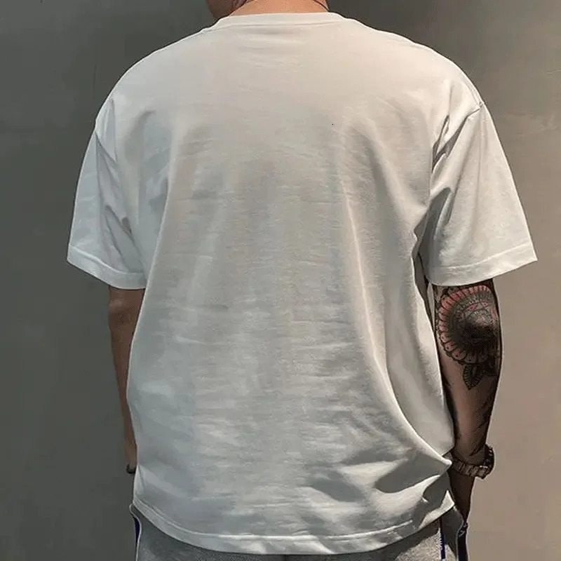 Summer Mens Cotton Tshirt Japan Cool cartoon Short Sleeve Tops High Quality White T Shirt Oneck Tee Men Clothing 240507