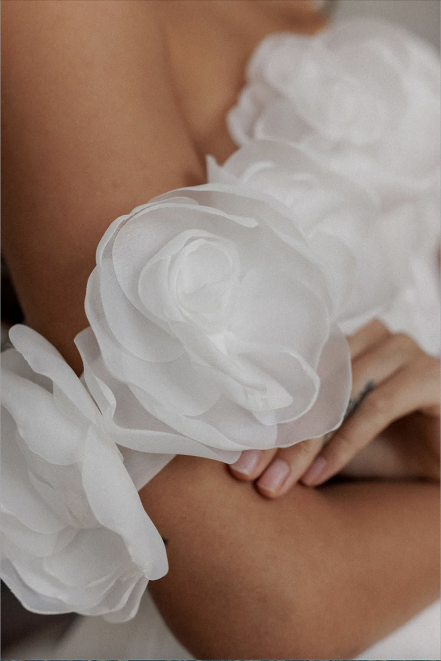 White Mini Off the Shoulder Graduation Dresses Tulle A-line Cocktail Homecoming Dress Sleeveless Lace-up Back Vestidos De Fiesta