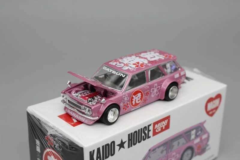 Diecast Model Cars Mini GT 1/64 alloy car model Datsun 510 Kaido House Wagon flower T240513
