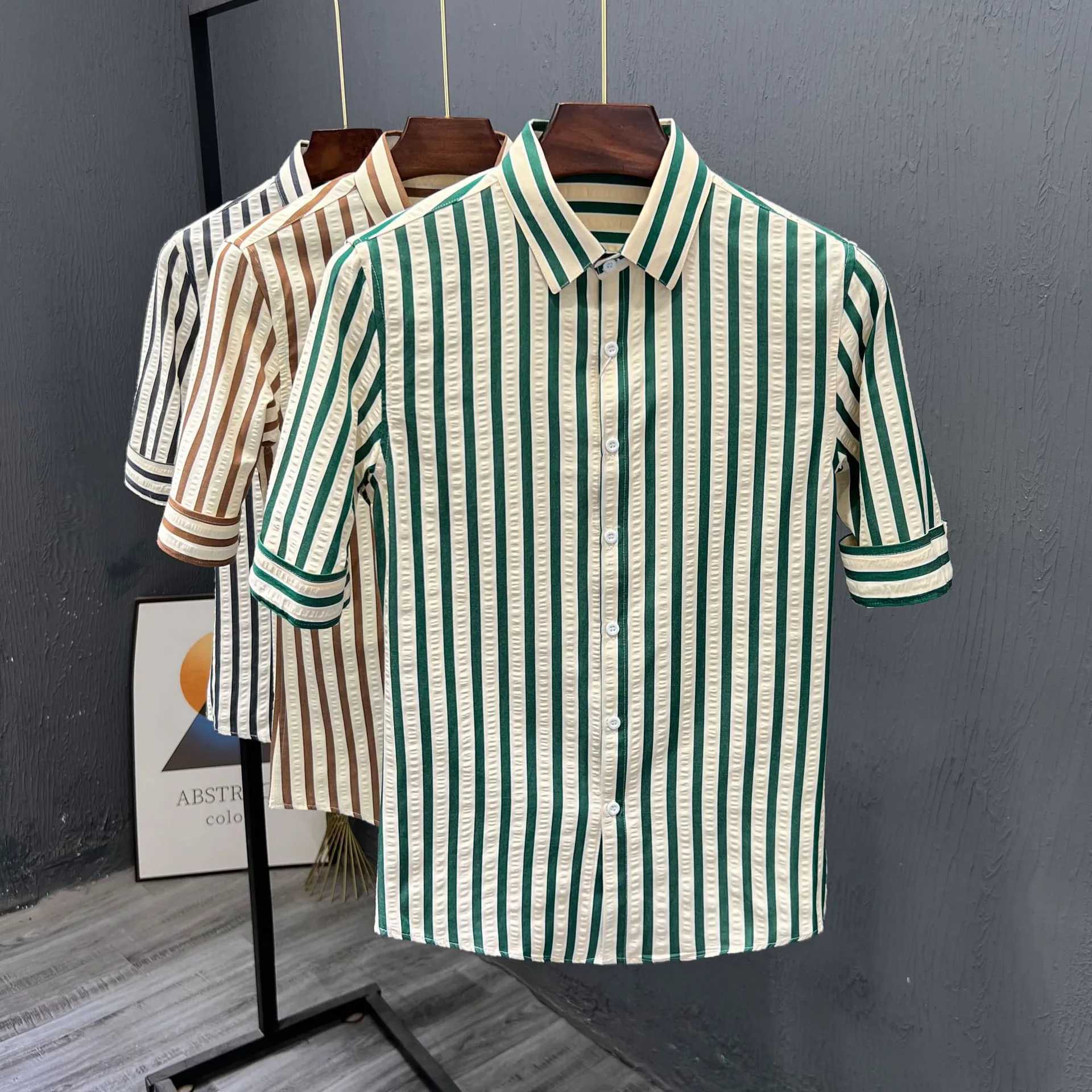 Men's Dress Shirts Men Stripes Shirts Short Slve 2023 Summer Turn-down Collar Tops Casual Fashion Blouse Slim Male Single-breasted Shirts Y240514