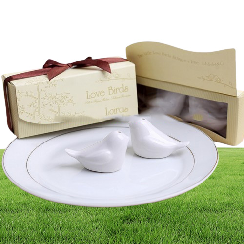 50pcslot25boxes Unique Wedding Gift of Love birds ceramic salt and pepper shakers Wedding favors and Love Party Favors