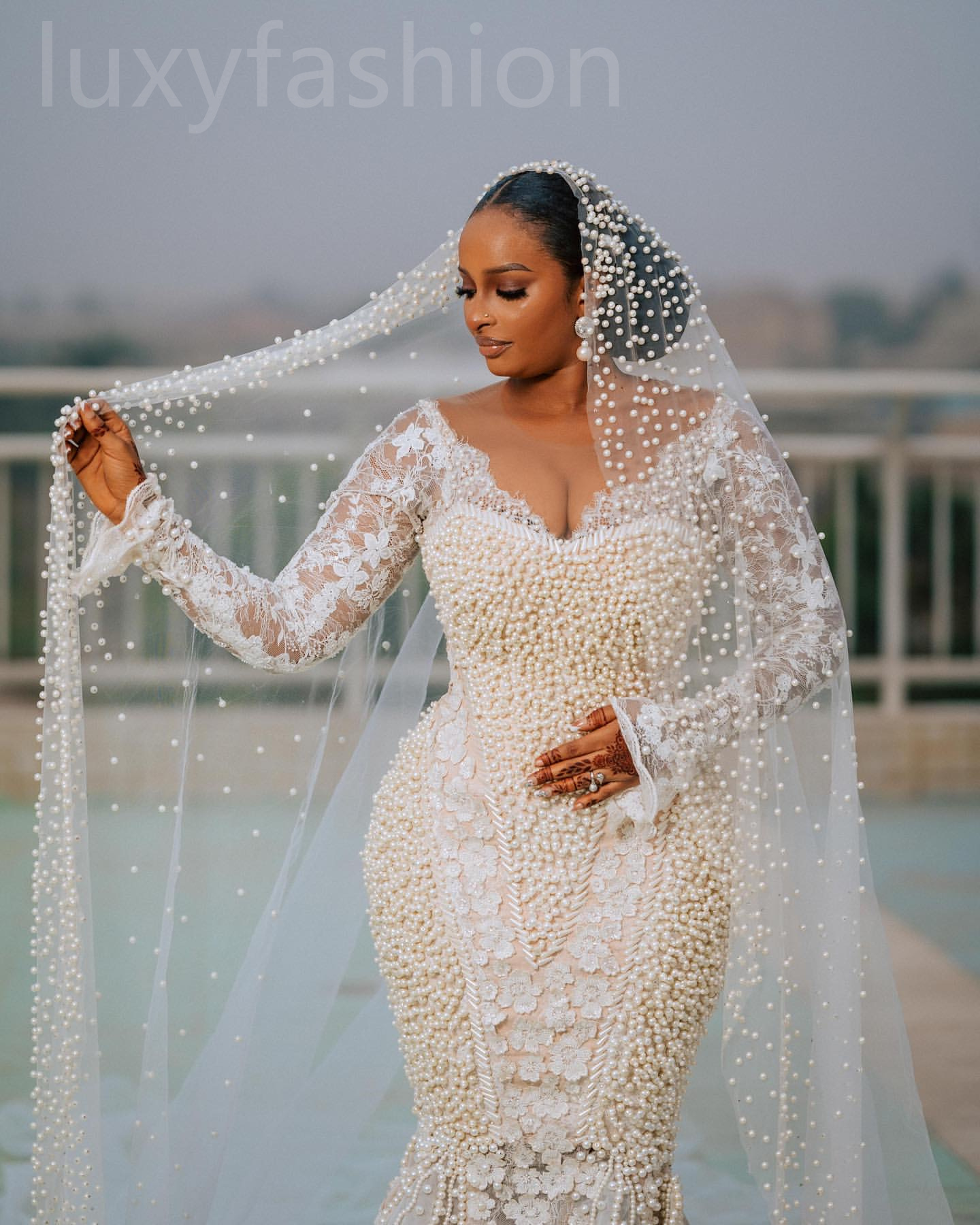 Aso Ebi 2024 Ivory Illusion Mermaid Wedding Dress Flowers Lace Pearls Luxurious Sexy Bridal Gowns Dresses LF03