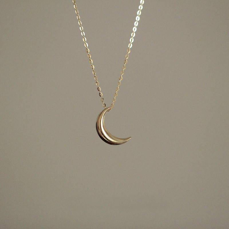 Chain For Man woman necklace Trendy Jewelry Classic Crescent Horn 18K Gold Plated Moon Necklace Women Crystal