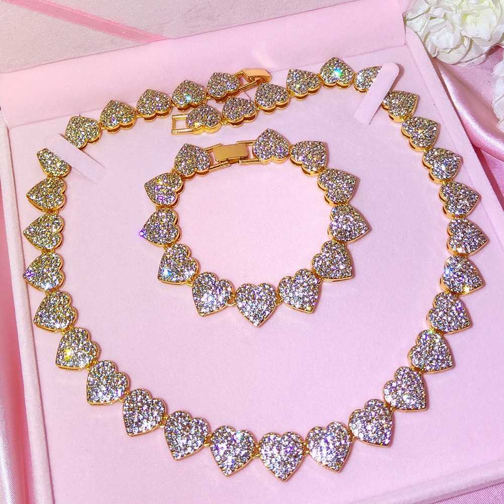Tennis Crystal Heart Cuban Chain Necklace for Women 15mm Shiny All Rhinestone Set Heart shaped Tennis Chain Necklace Hip Hop Jewelry d240514