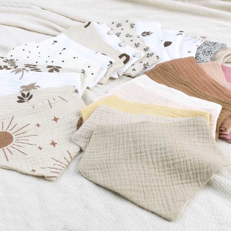 Bibs Burp Cloths 4pcs Cotton Baby Drool Bibs Solid/Print Scarf Comfortable Drooling Teething Burp Cloth Breathable Saliva Towel DropshippingL4812