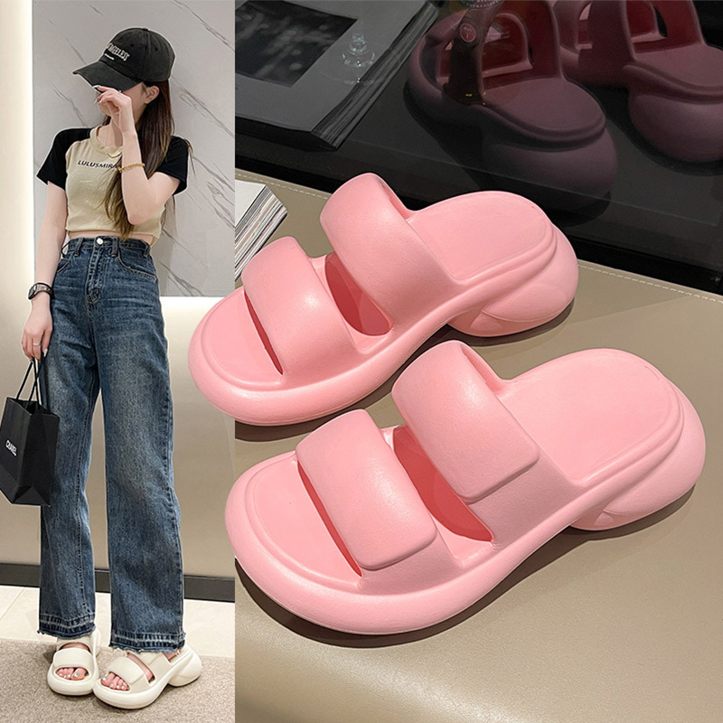 Indoor travel vacation versatile anti slip breathable slippers thick soled sandals for women summer outdoor home and household use