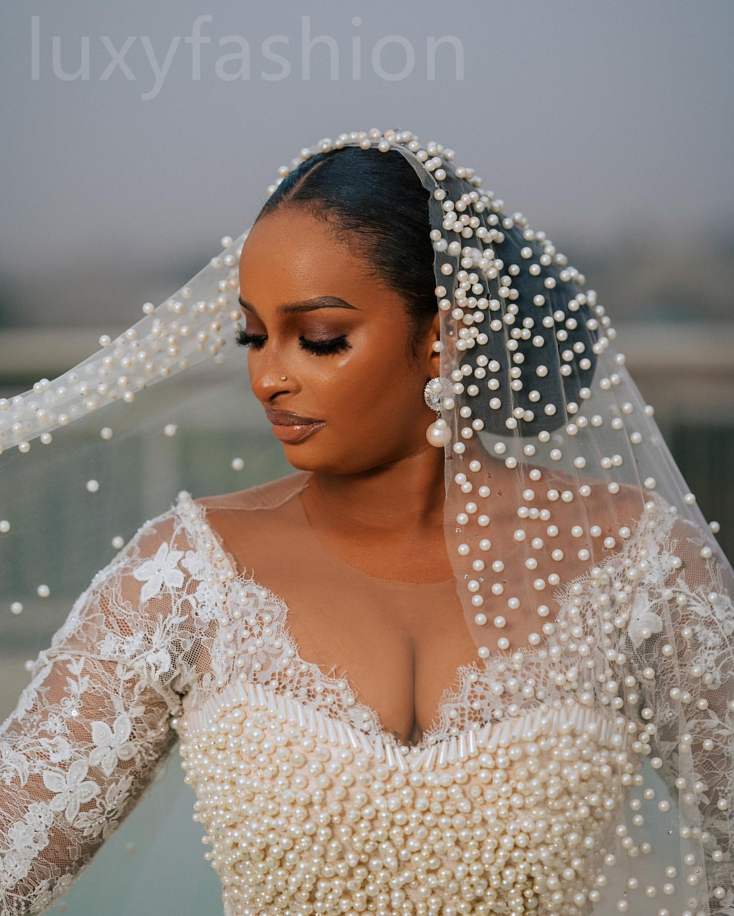 Aso Ebi 2024 Ivory Illusion Mermaid Wedding Dress Flowers Lace Pearls Luxurious Sexy Bridal Gowns Dresses LF03