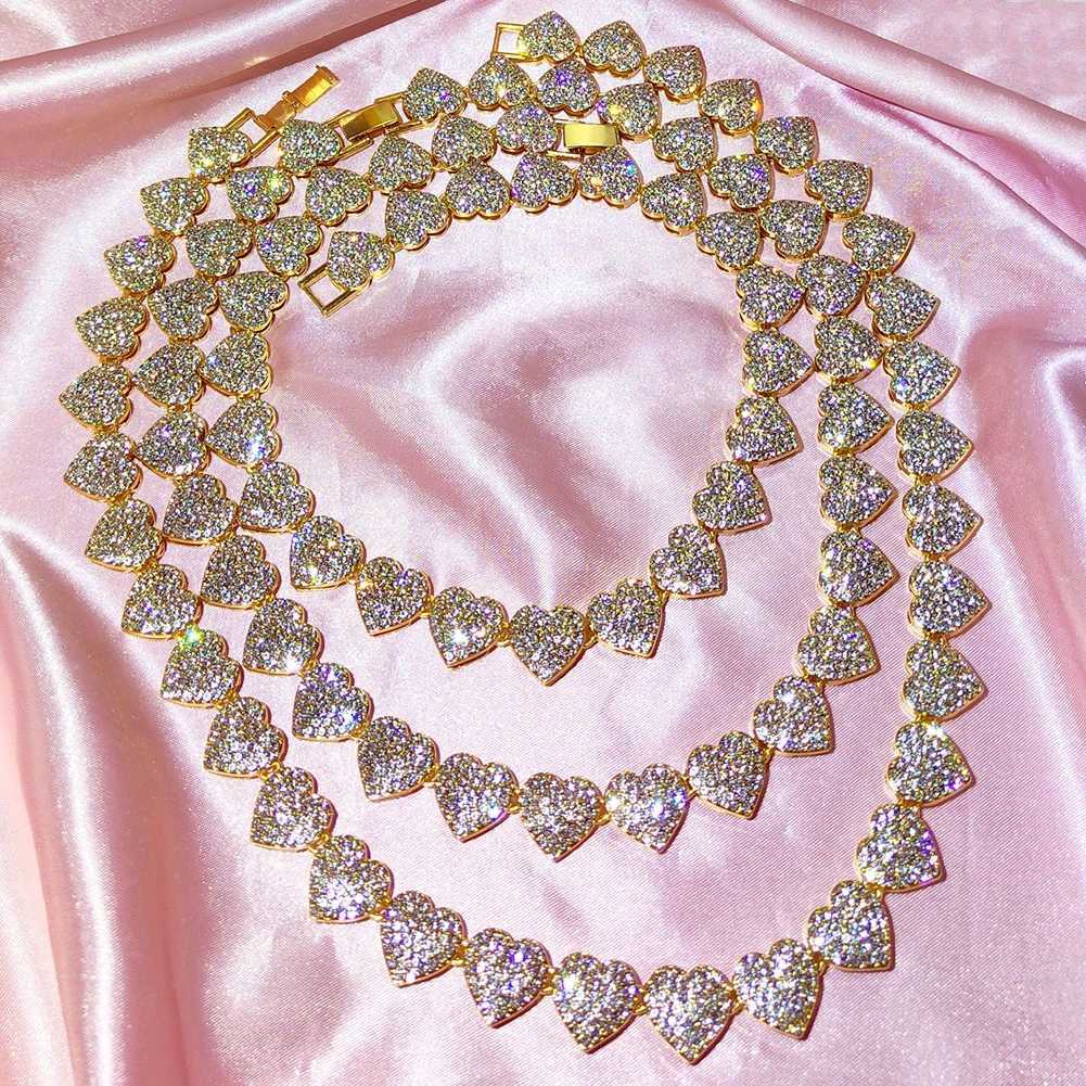 Tennis Crystal Heart Cuban Chain Necklace for Women 15mm Shiny All Rhinestone Set Heart shaped Tennis Chain Necklace Hip Hop Jewelry d240514
