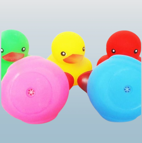 Baby Colorful Bath Water Toy Colorful Sounds Rubber s Kids Outdoor Toy Swimming Beach Gifts Kids Bath Water Fun ZF 001